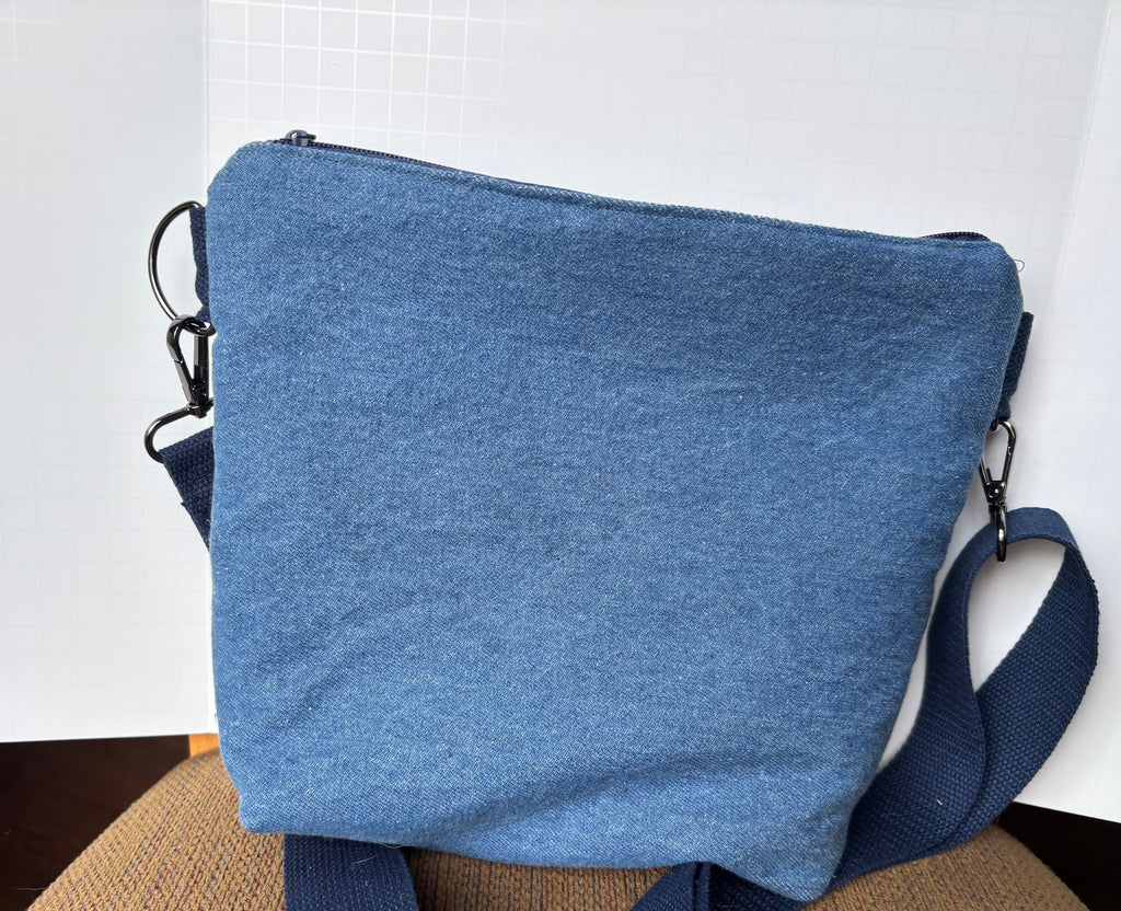 Agility Crossbody Bag