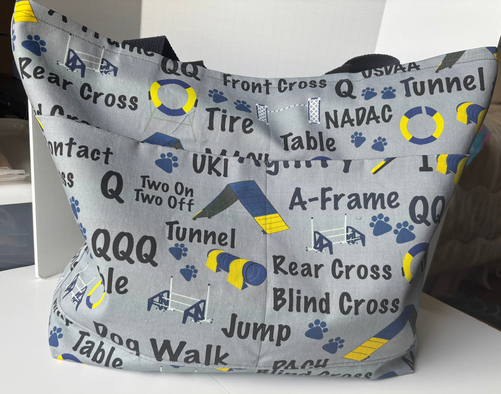 large tote with agility design